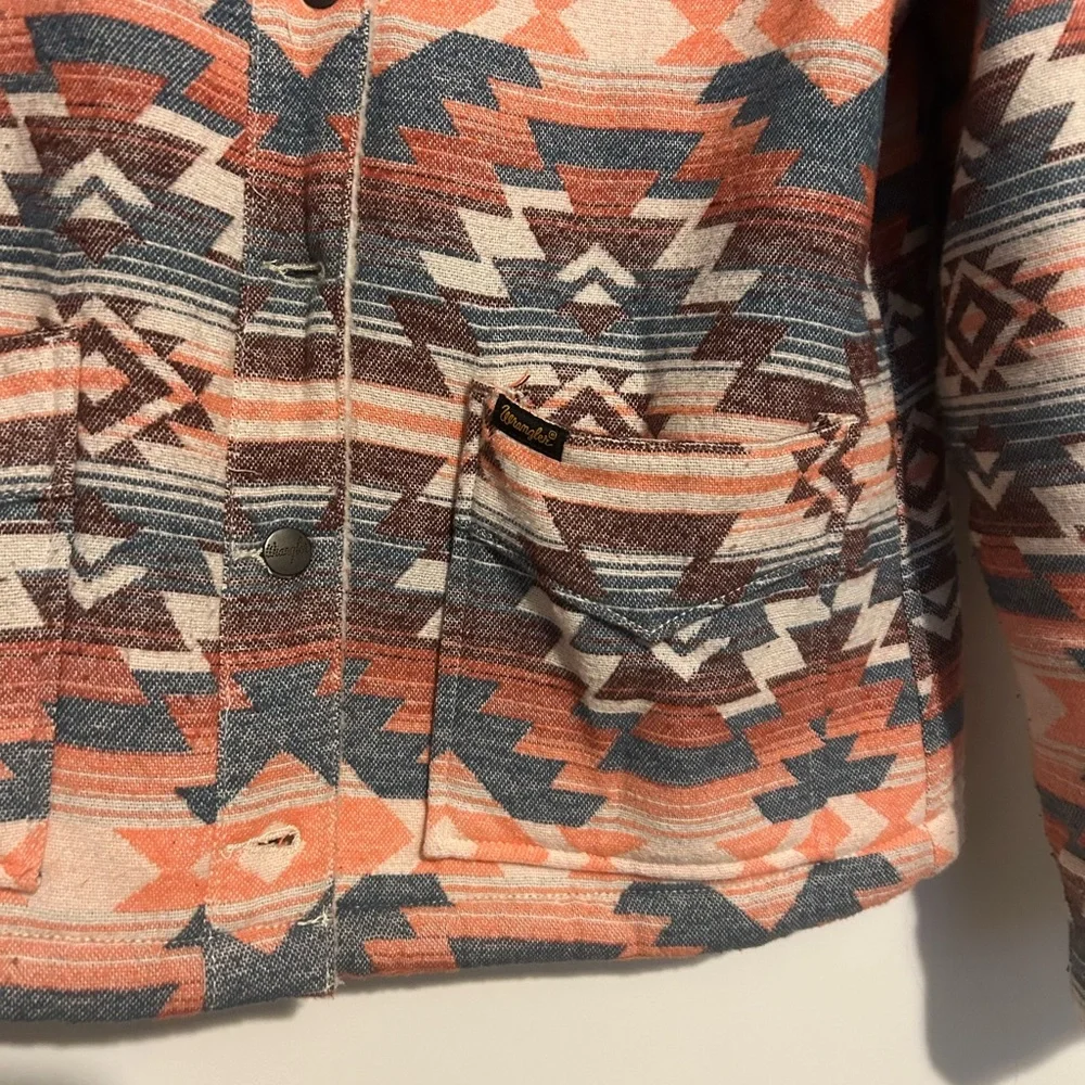 Women's Aztec Pattern Jacket - Multicolor - Picture 6 of 6